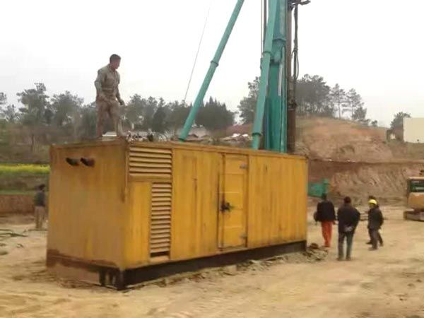 田阳如何判断水冷式机油散热器密封件是否需要更换?